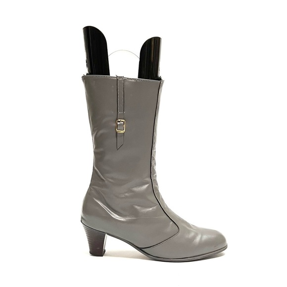 Vintage 1970s gray leather black faux fur lined heeled fashion boots